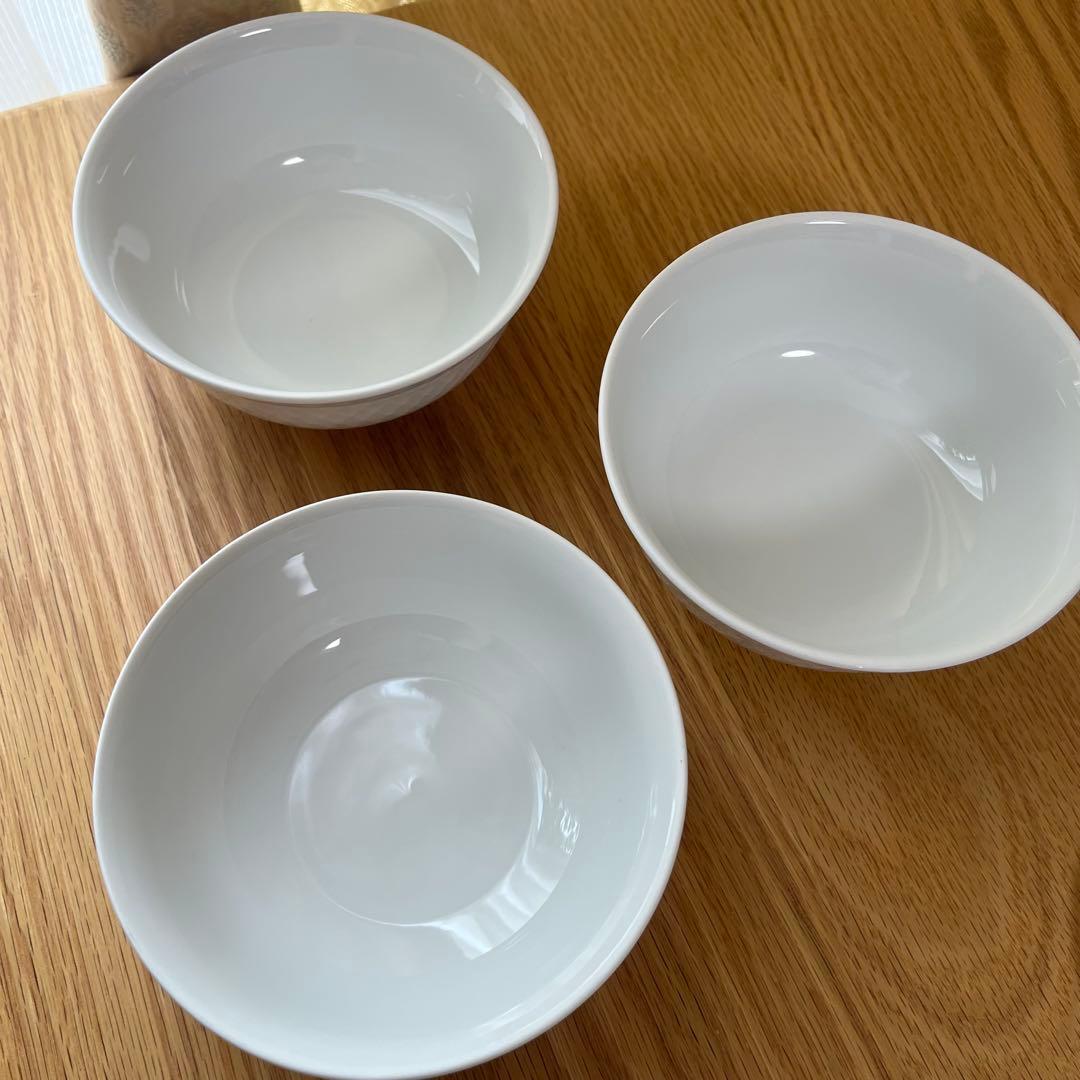 ◆廃番希少◆ロイヤルコペンハーゲン◆ホワイトパルメッテ◆蓋付きボウル3セット◆