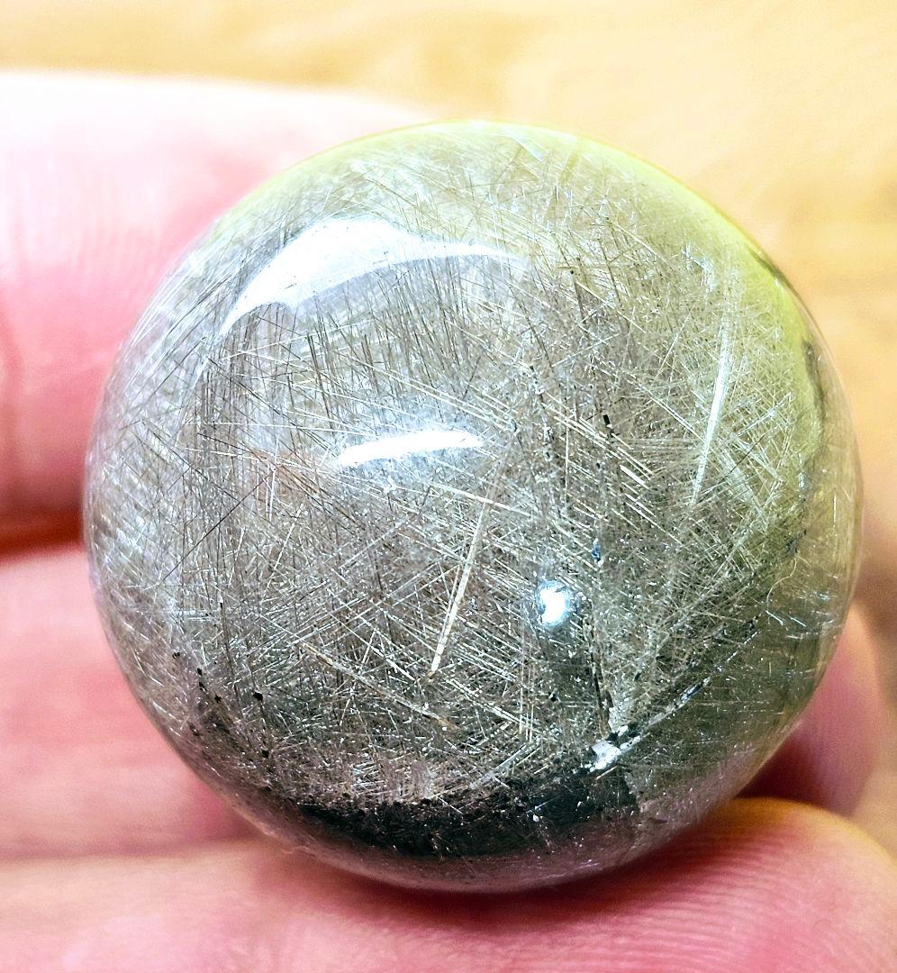 針が沢山入った‼️ブラジル産 プラチナシルバールチル 丸玉