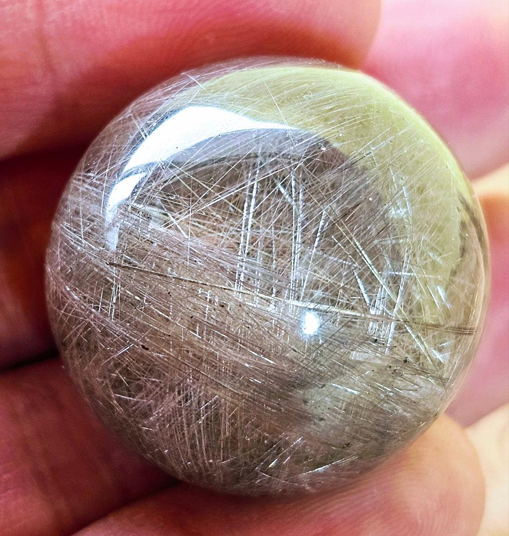 針が沢山入った‼️ブラジル産 プラチナシルバールチル 丸玉