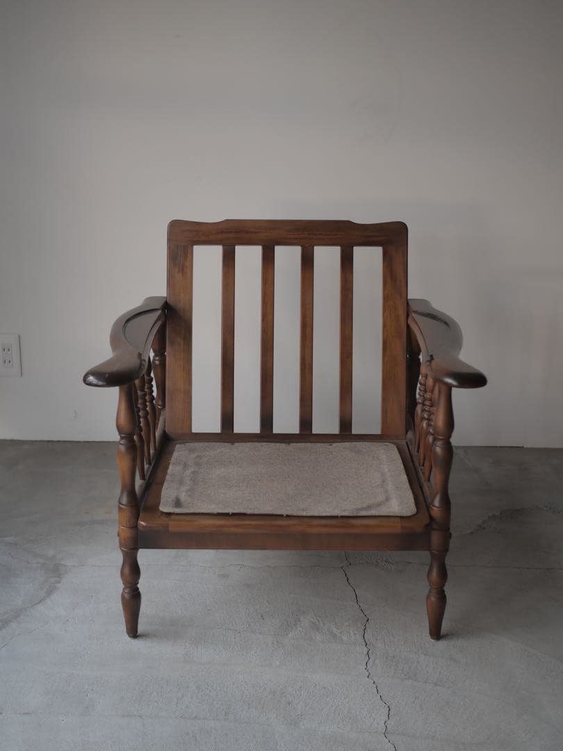 ①カリモク　ソファ　椅子　チェア　現状　古家具　古道具　アンティーク　昭和レトロ