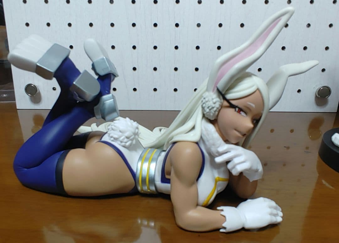 ヒロアカ　ミルコ　フィギュア2体セット