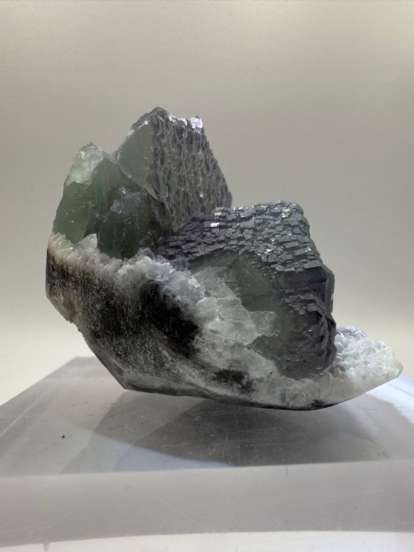 フローライト　蛍石　福建省産　結晶　鉱物標本　天然石