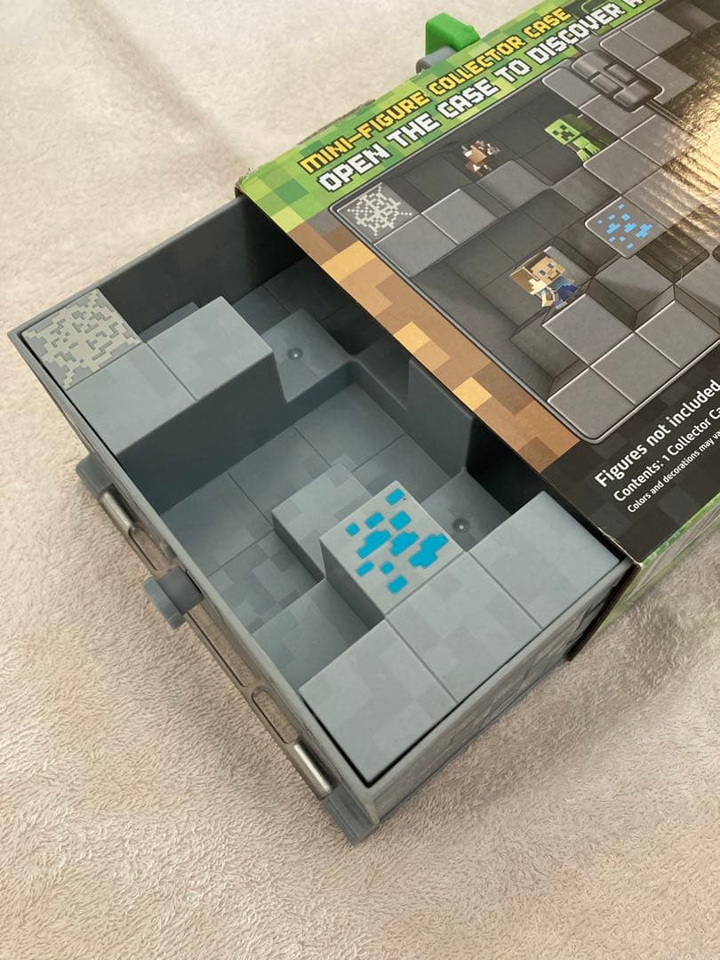マインクラフト ミニフィギュア　コレクティングケース