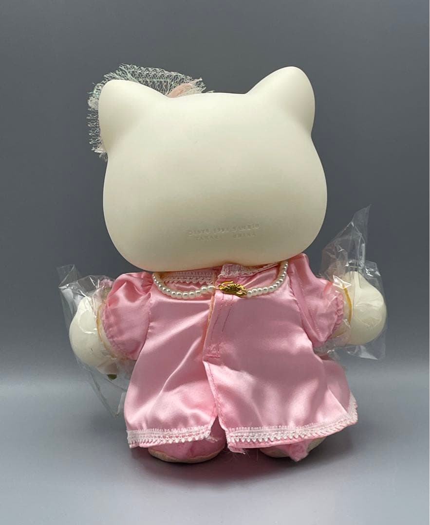 ハローキティ 1998年製きせかえドール タカラ - メルカリ