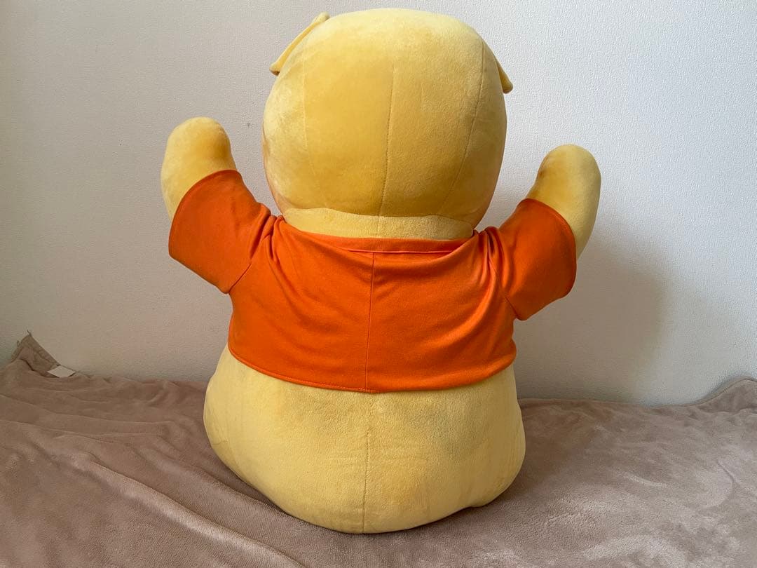 特大 くまのプーさん ぬいぐるみ 高さ70cm 奥行50cm 幅60cm