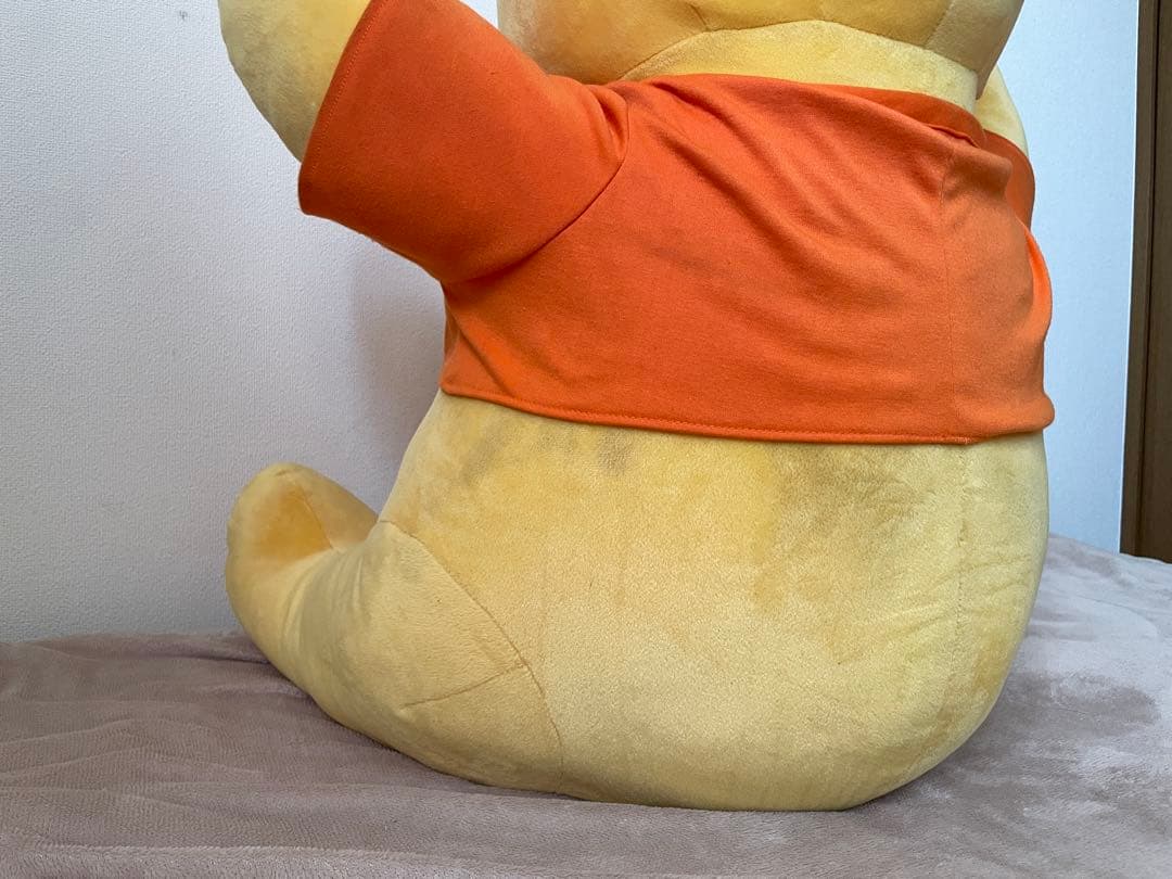 特大 くまのプーさん ぬいぐるみ 高さ70cm 奥行50cm 幅60cm