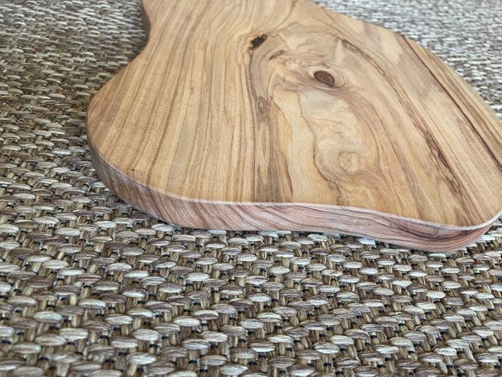 オリーブのカッティングボード(36)