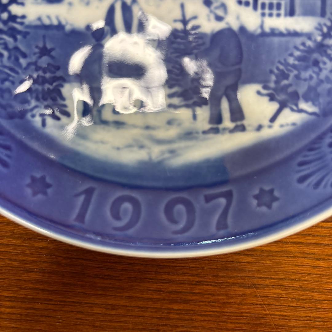 ロイヤルコペンハーゲン】イヤープレート 1997年 - メルカリ