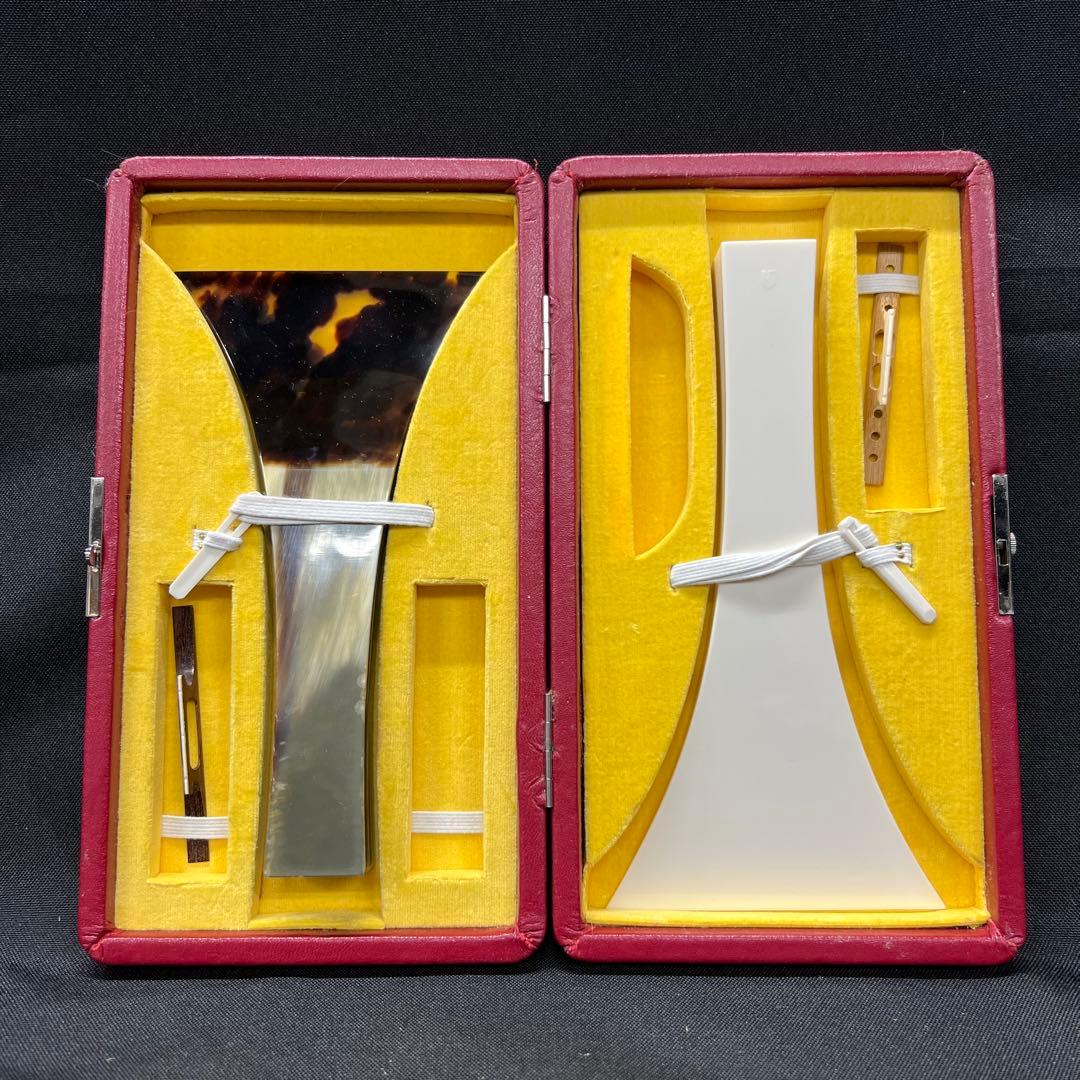 B2【used】三味線　撥　バチ　べっ甲　鼈甲　ケース入り 津軽撥 ゾロ 】津軽三味線用 バチ ZORO 鼈甲調撥 べっ甲調 琥珀色