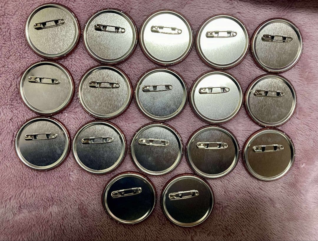 鬼滅の刃　吾峠呼世晴原画展　デコレクション缶バッジ第2弾　継国縁壱 17個セット