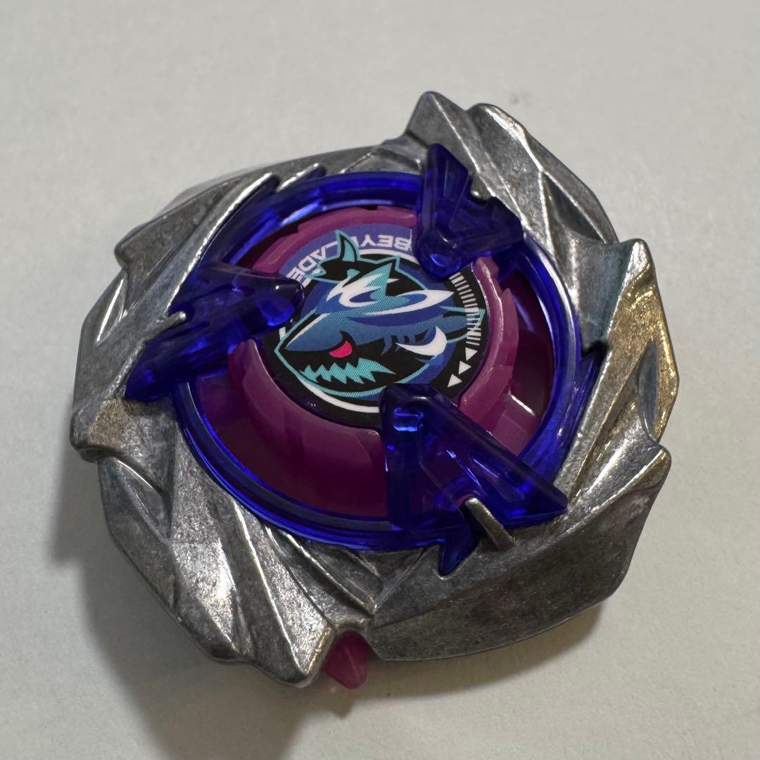 ベイブレードX UX-15 シャークスケイル 高重量 BEYBLADE X - メルカリ