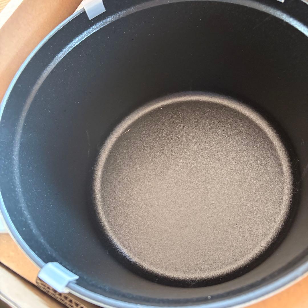 【早い者勝ち】STAUB グランドココット　24cm カンパーニュ　深鍋