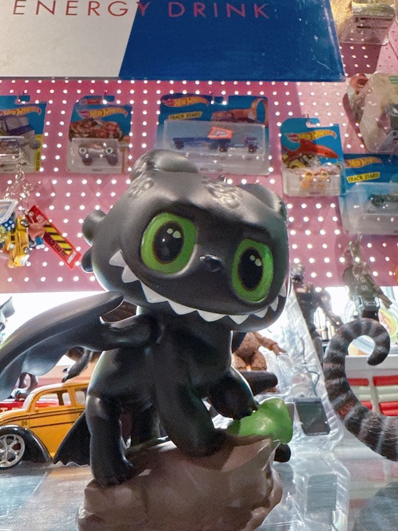 ヒックとドラゴン❤️ラブブ？ ソフビ フィギュア ポップマート