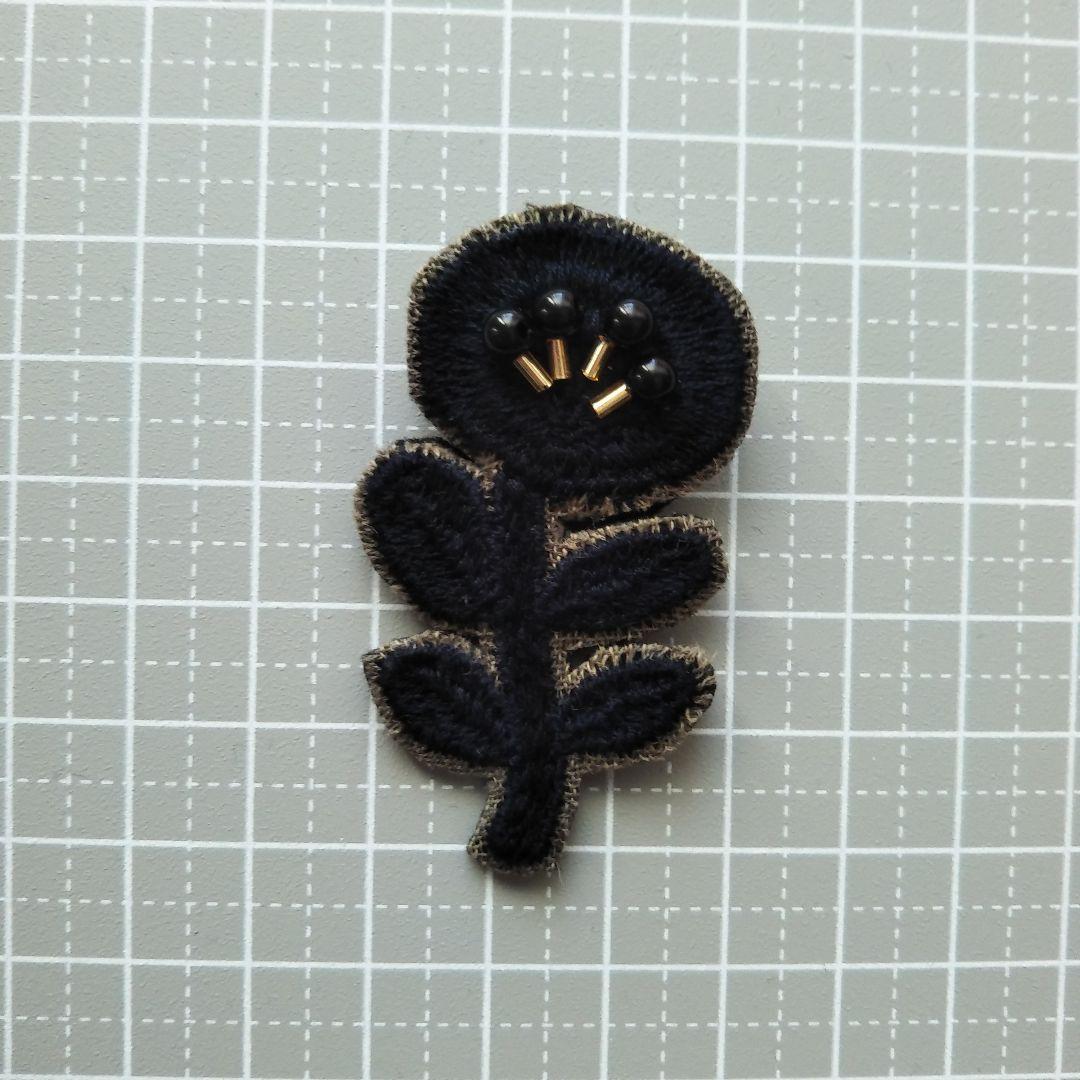 専用 ⑪36ミナペルホネン ハンドメイド ブローチアクセサリー コサージュ