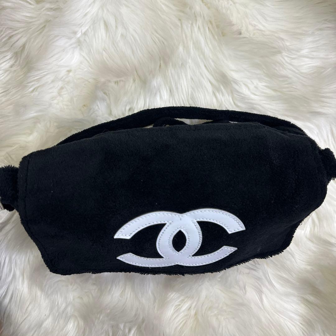 大人気⭐️CHANEL シャネル ノベルティ フェイクファー ショルダー