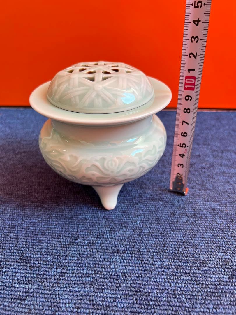 1101 鍋島焼　青磁　香炉