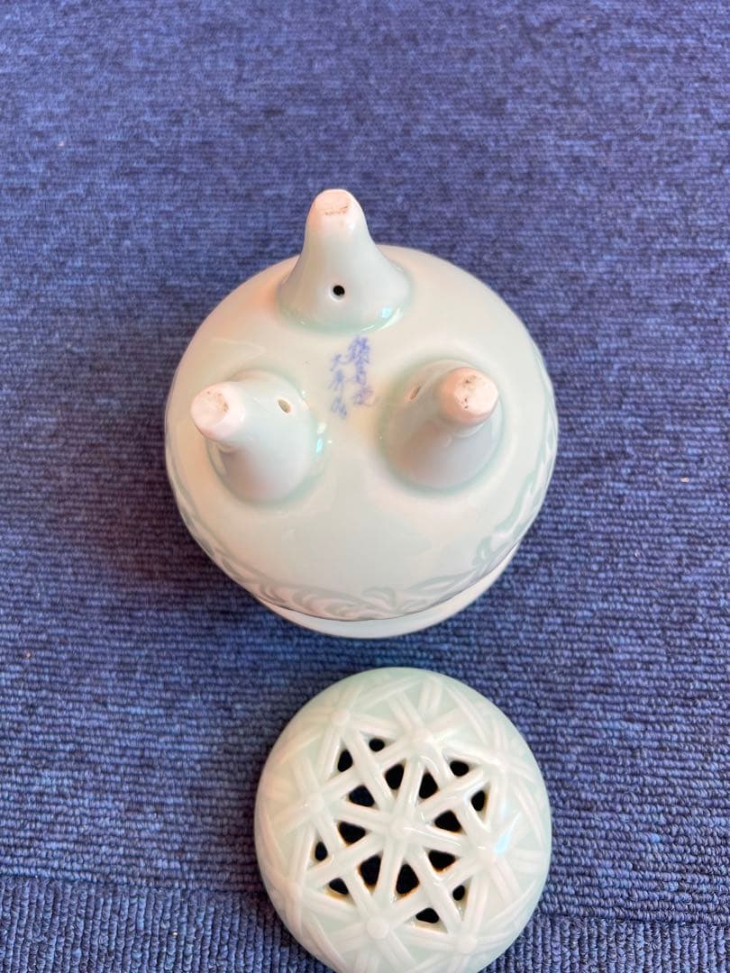 1101 鍋島焼　青磁　香炉