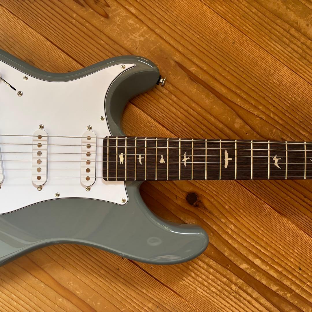 2024年製 PRS SE Silver Sky Storm Grey