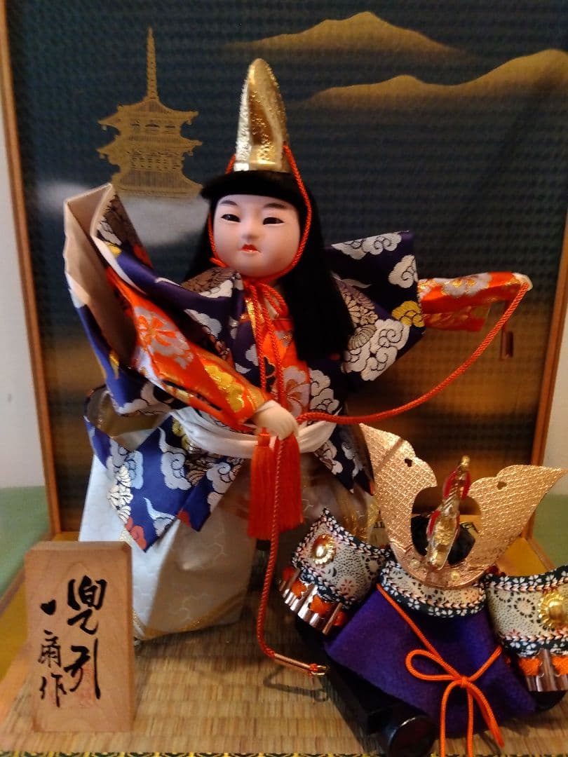 一扇 作 五月人形「兜引」