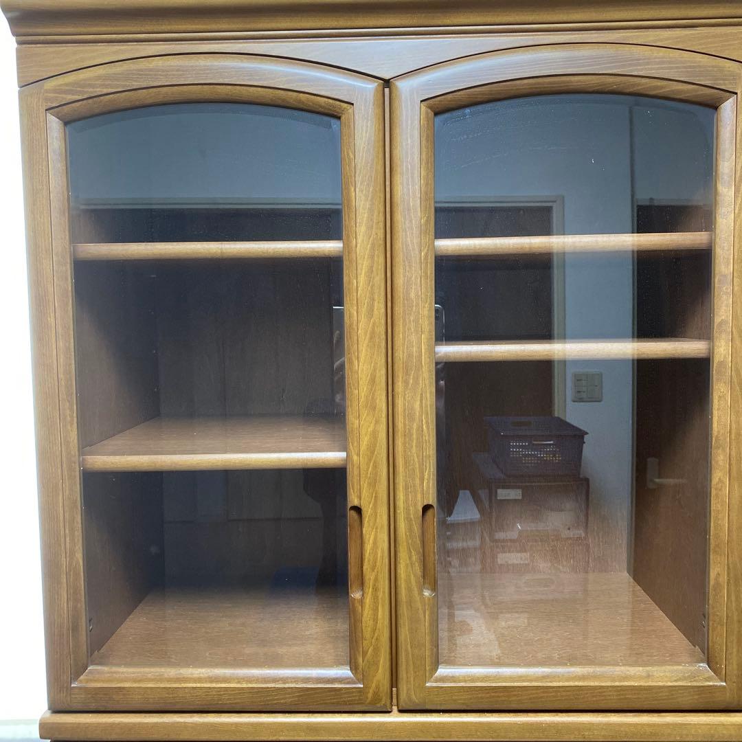 カリモク　ガラス扉付き本棚　食器棚