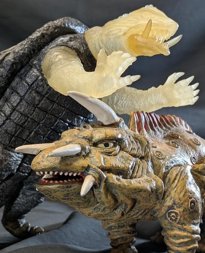 昭和ガメラ（スケスケ）＆ジャイガー（エクスプラス）ソフビフィギュア２体セット