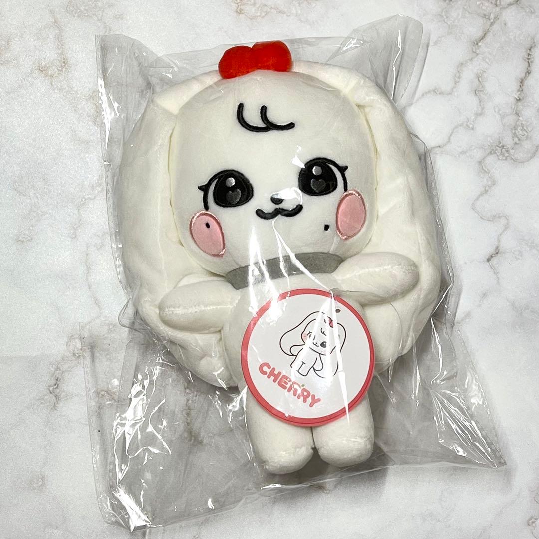 新品未開封 IVE MINIVE PLUSH DOLL ウォニョン CHERRY - メルカリ