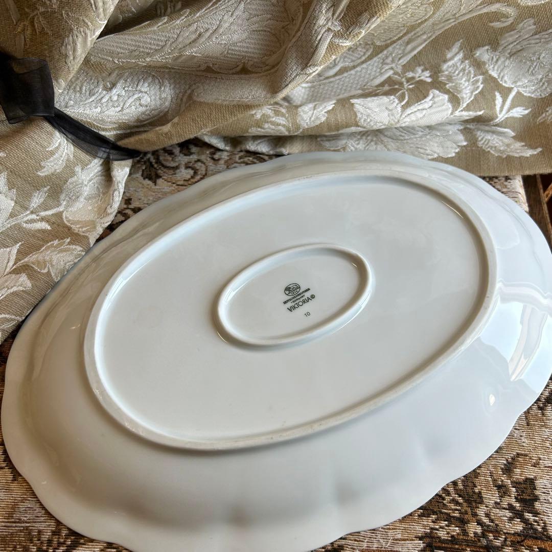 HutchenReuther淡い上品なペール ドイツ製レリーフディッシュ