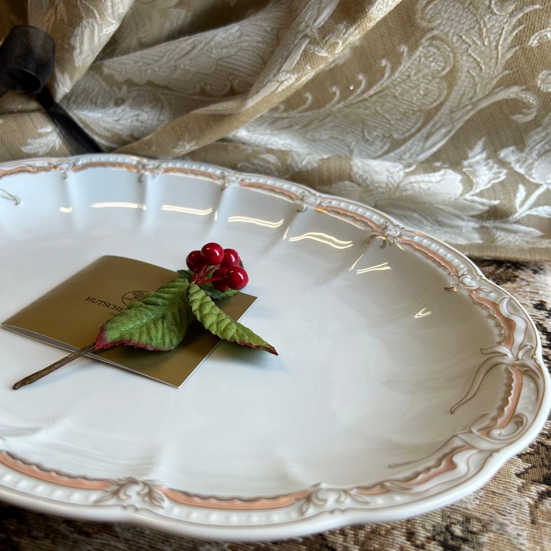 HutchenReuther淡い上品なペール ドイツ製レリーフディッシュ