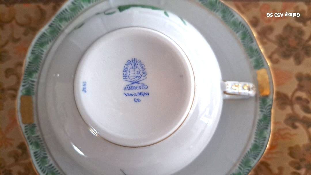 ヘレンドカップ2客とポットのセット