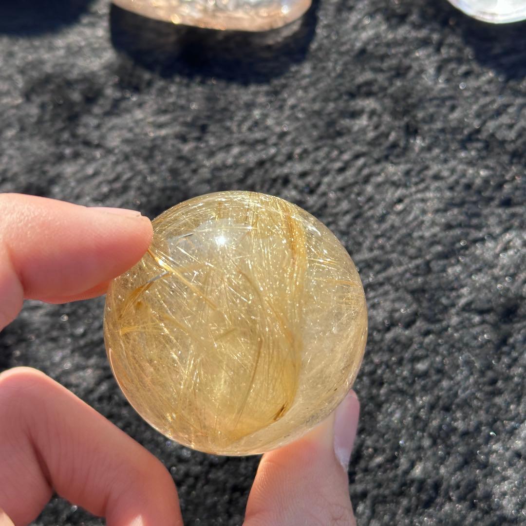 天然石ルチルクォーツのスフィア　丸玉　置物G.249