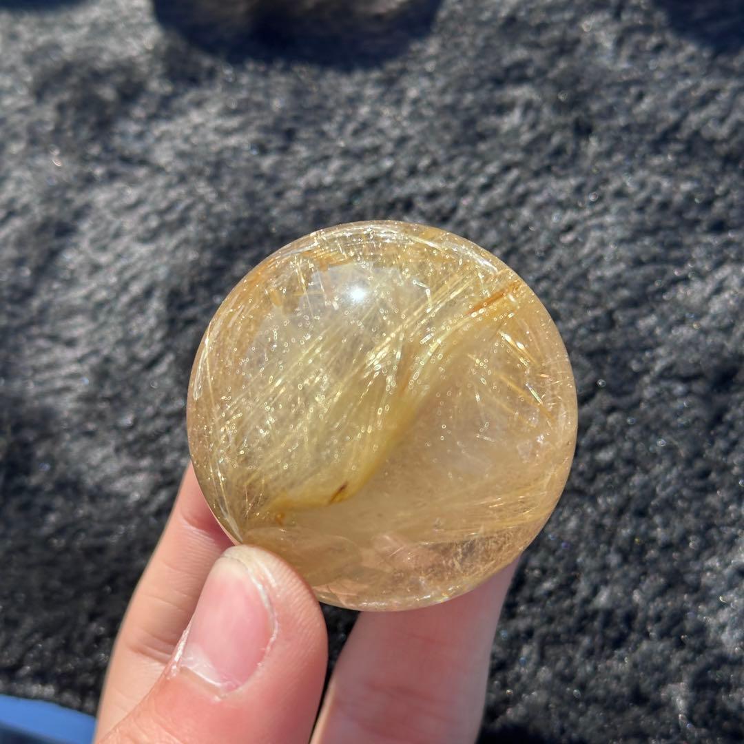 天然石ルチルクォーツのスフィア　丸玉　置物G.249