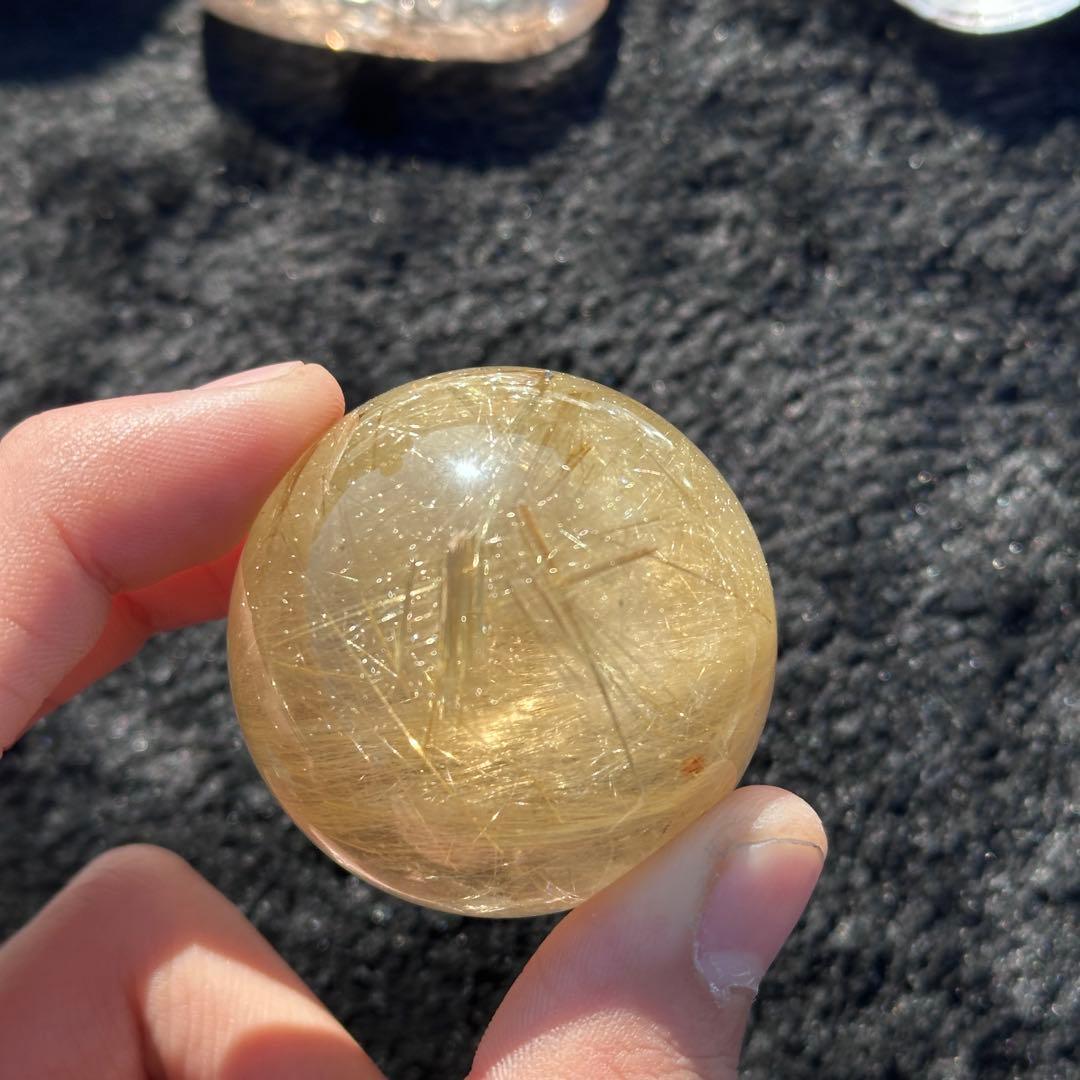 天然石ルチルクォーツのスフィア　丸玉　置物G.249
