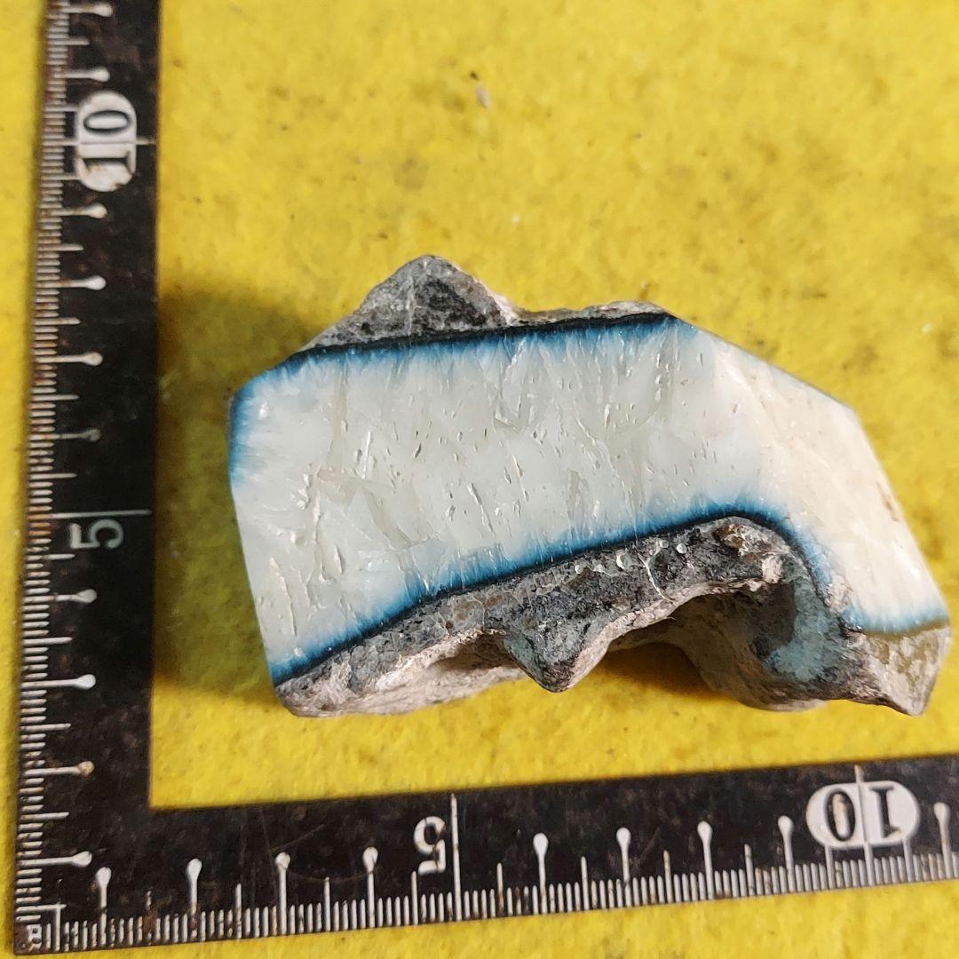 カッコイイ質感♪ 激レア石 ブルーアイス グレイシアライト 原石 側面