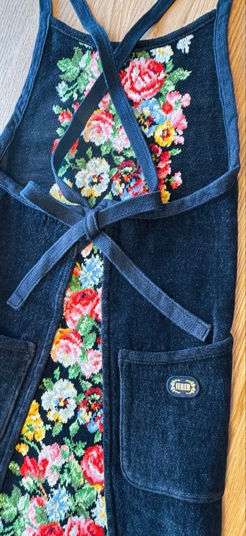 フェイラーシュニール織エプロン　花柄