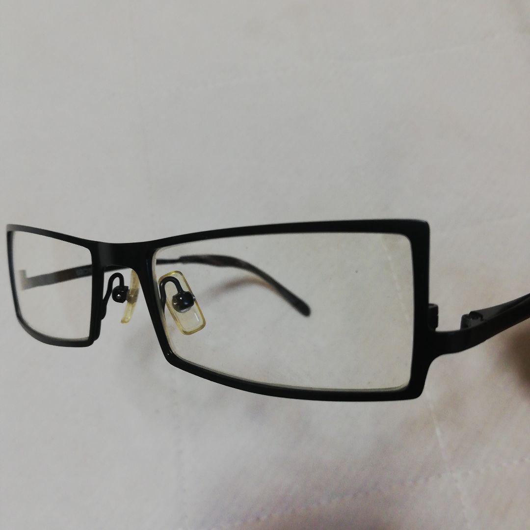 less than human 　アンダーリム　サングラス