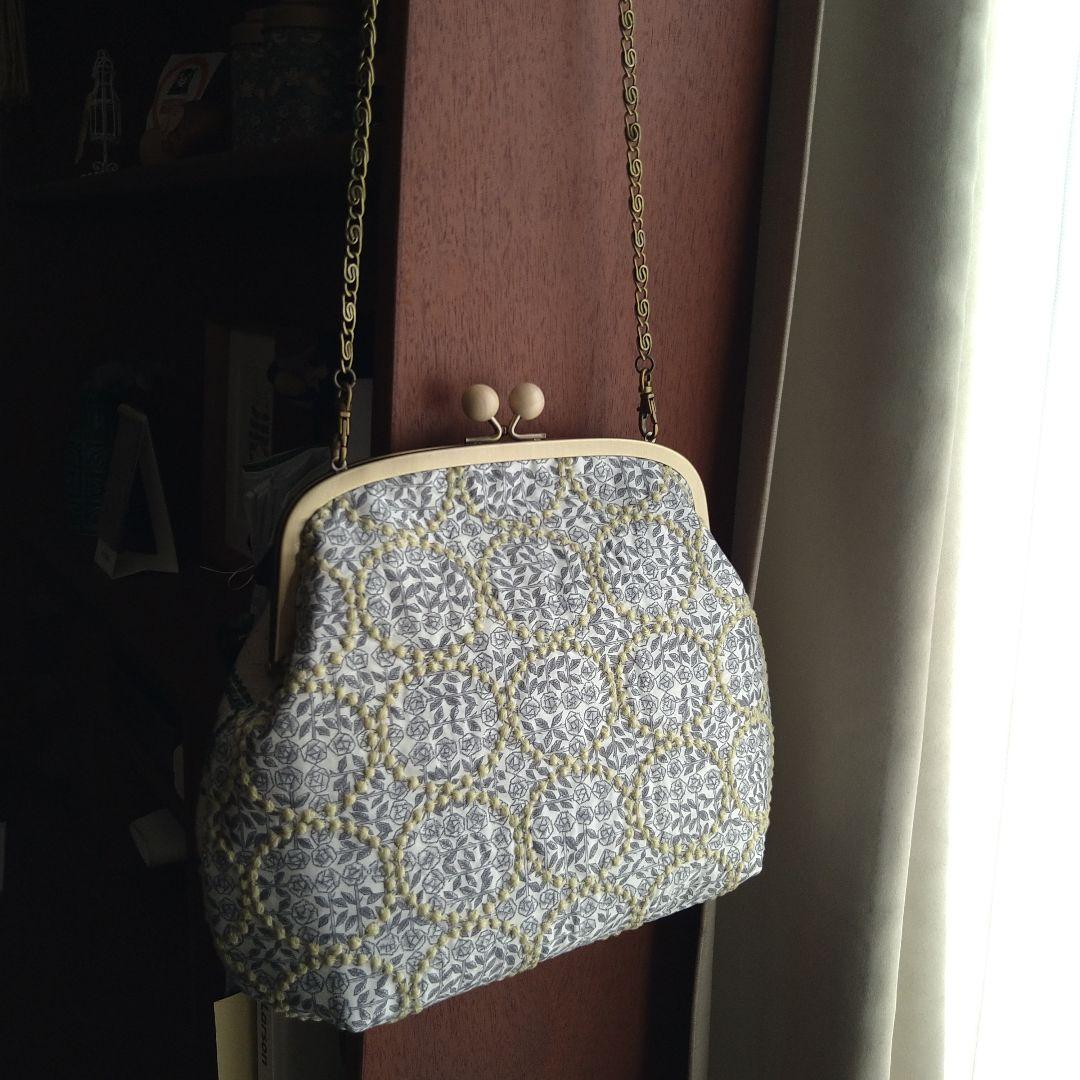 sale❁ 白玉口金 パッチワークのがま口バッグ☆ミナペルホネンハンドメイド