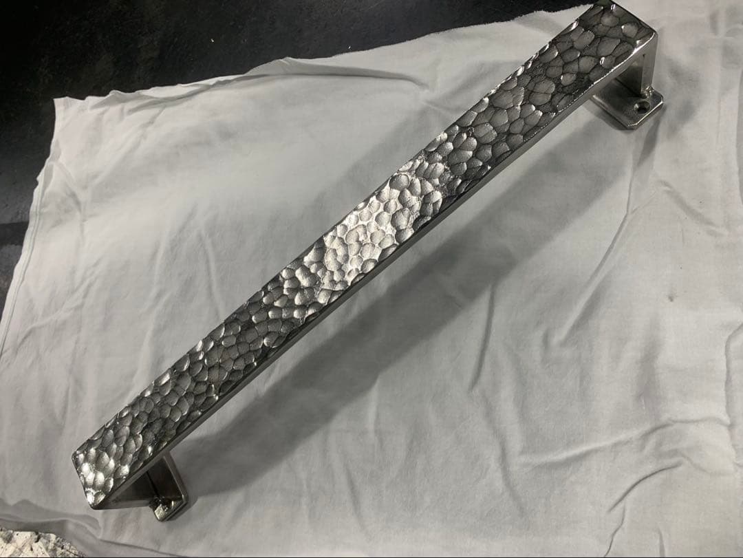 ステンレス槌目マルチバー　by WELDINGART