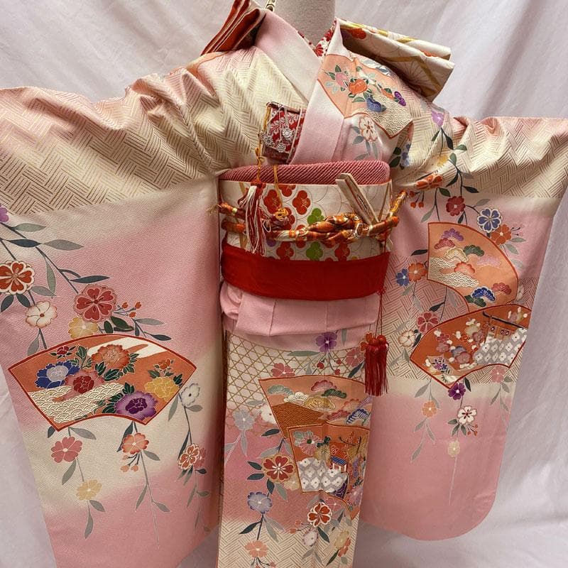 505ag10◎七五三 七歳 女児 着物&袋帯&長襦袢 金駒刺繍 金彩 扇 桜◎