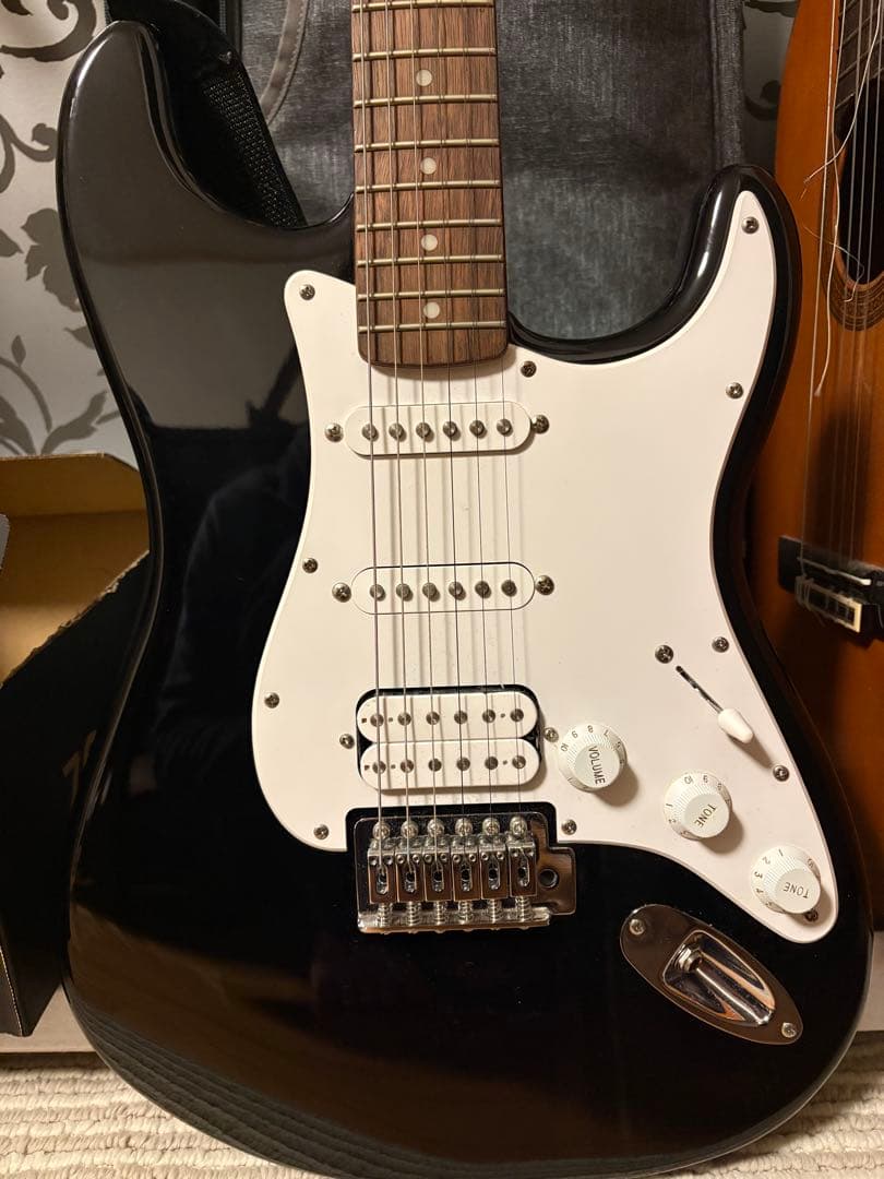 Fender Squier ストラトキャスター エレキギター ブラック