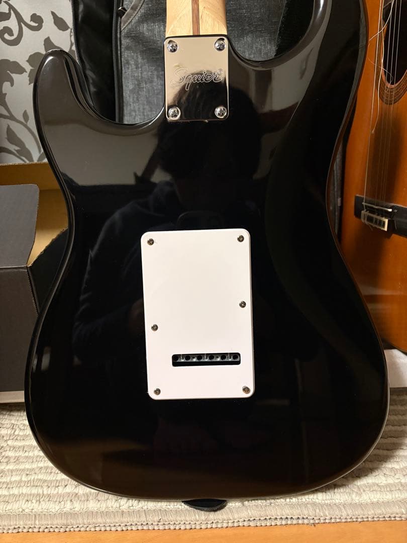 Fender Squier ストラトキャスター エレキギター ブラック
