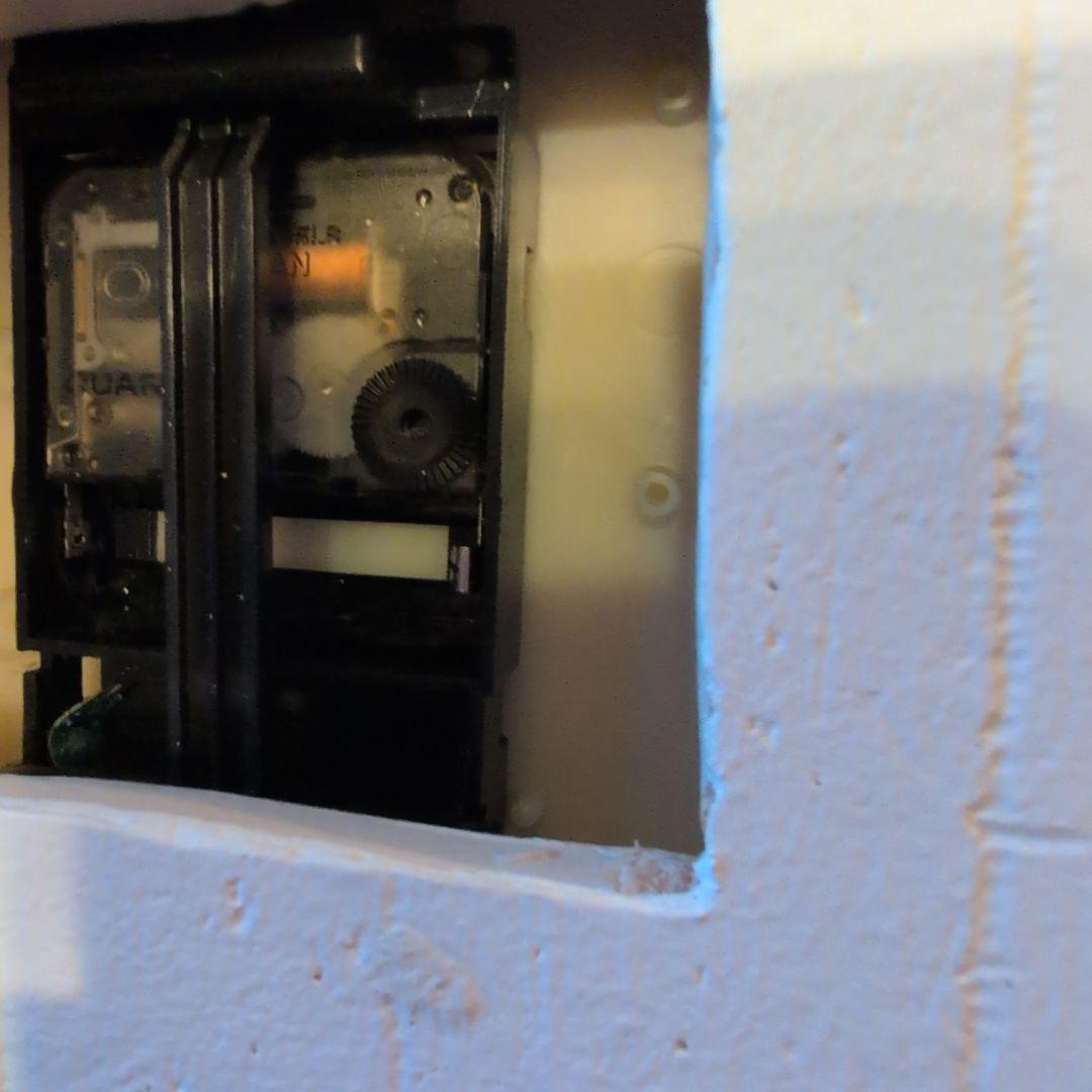 クラシックスロココタイル 掛時計 アイボリー ゴールド