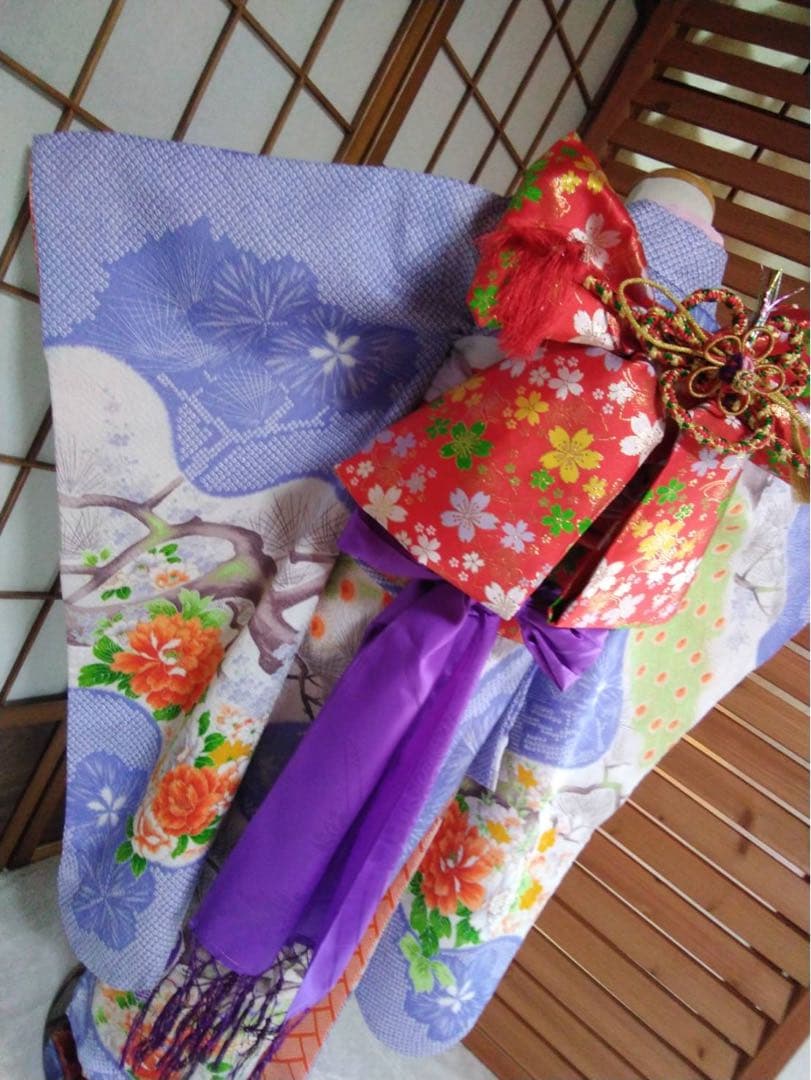 7歳向け・化繊のお着物セットです