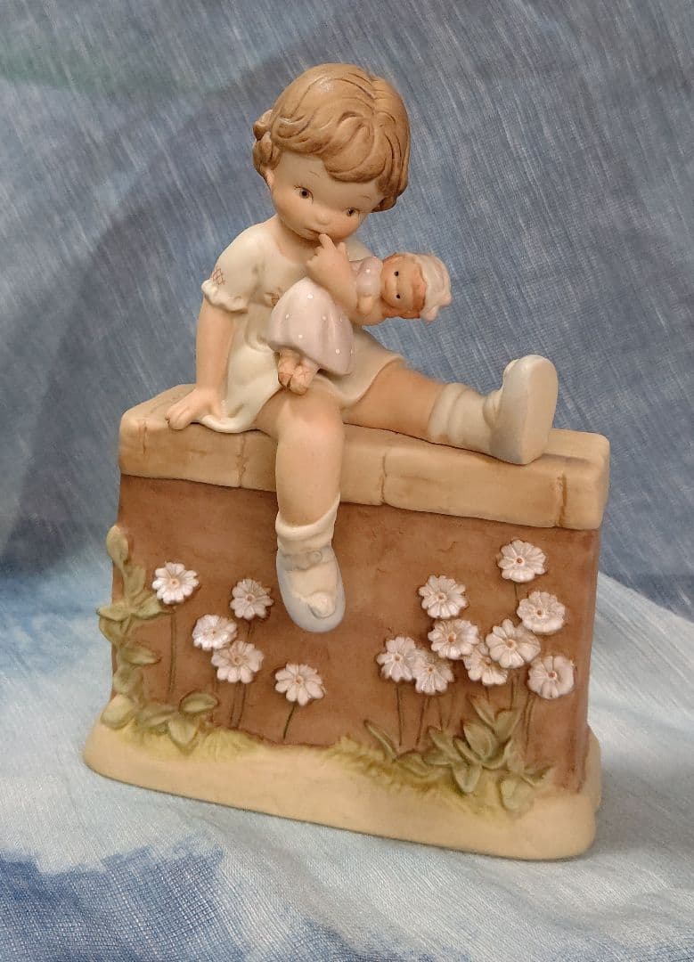 ルーシー アトウェル \"あなたのことを考えてるだけ \" オルゴール レア