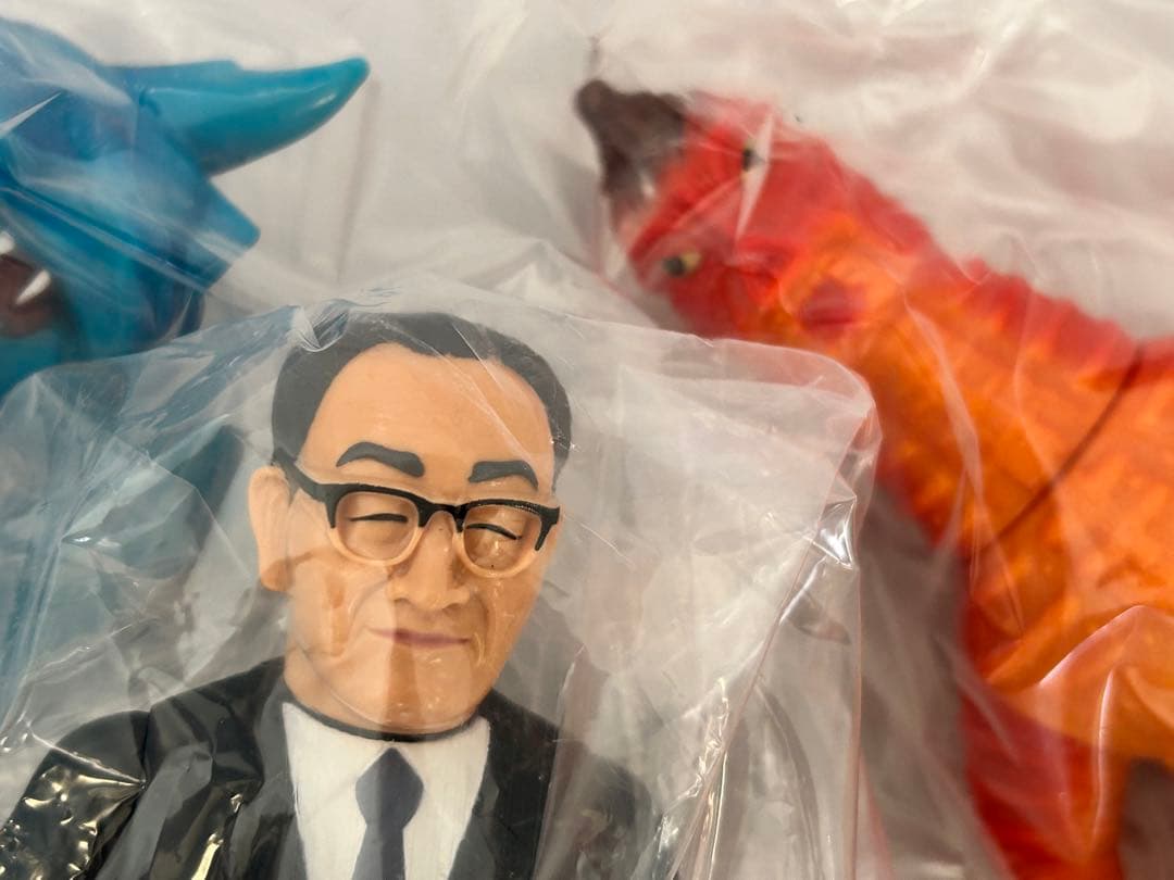 円谷英二ソフビ　円谷英二生誕100周年記念ソフビセット未使用