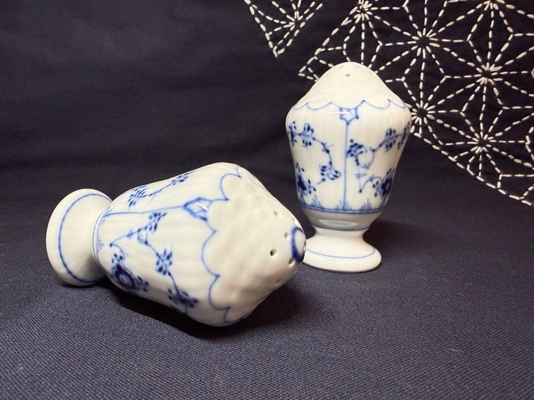 ロイヤルコペンハーゲン ブルーフルーテッド　ソルト＆ペッパー ペア