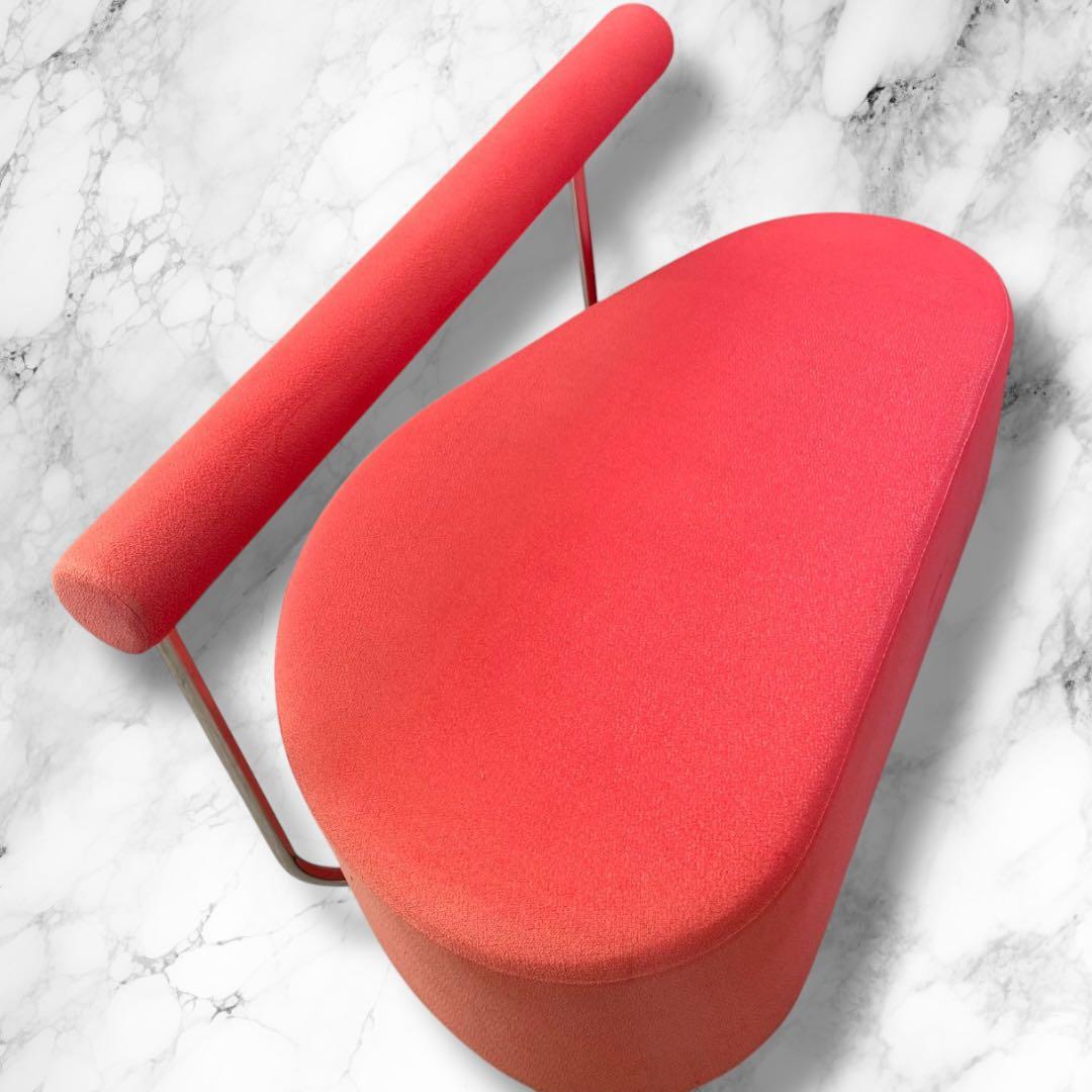 モダンデザイン 赤 ソファ 背もたれ付き／幅127cm インテリア・撮影・待合