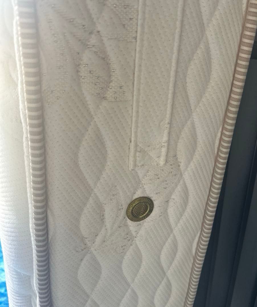 シモンズ ゴールデンバリュープレミアムセミダブルマットレスビューティーレスト