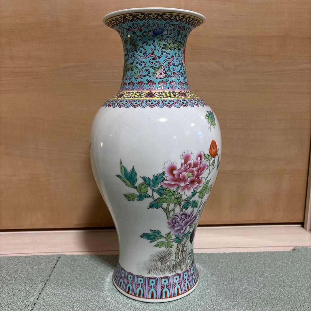 景徳鎮の薄胎花瓶 陶器 中国景徳鎮製 中国古玩 陶瓷