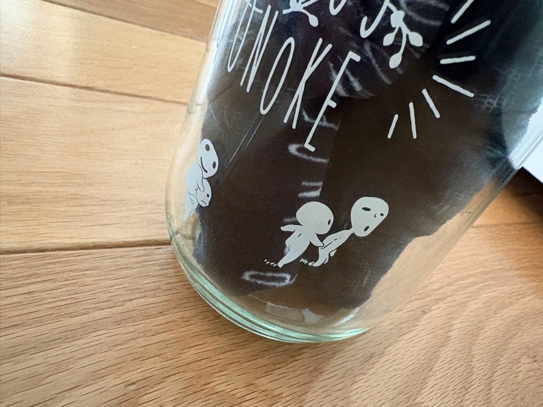 新品未使用　スタジオジブリ　コダマ　もののけ姫　タオル入り　瓶　ガラス瓶　レア