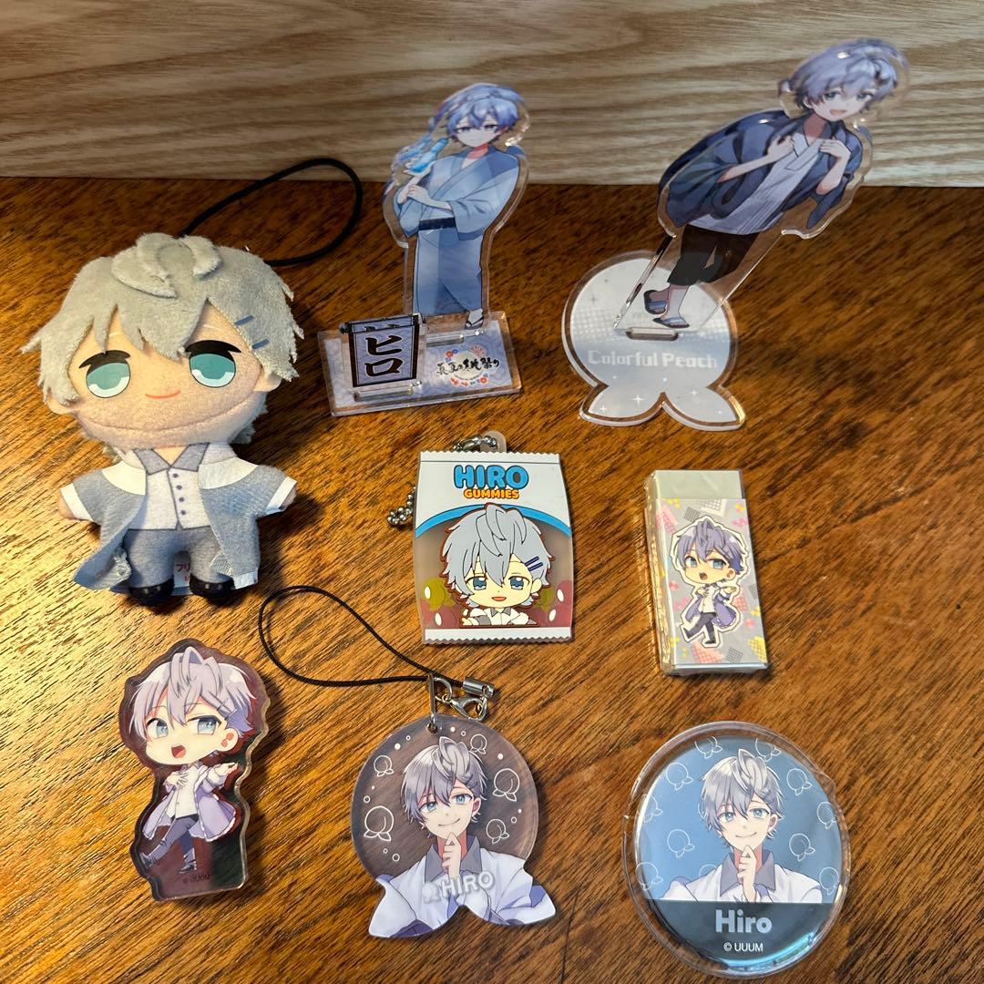 カラフルピーチ ヒロくん 8点まとめ売り⭐︎ - メルカリ